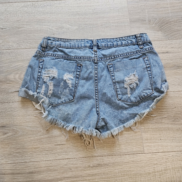 Signature Eight Denim Beachy Destroyed Distressed Hot Shorts Med - Picture 6 of 10